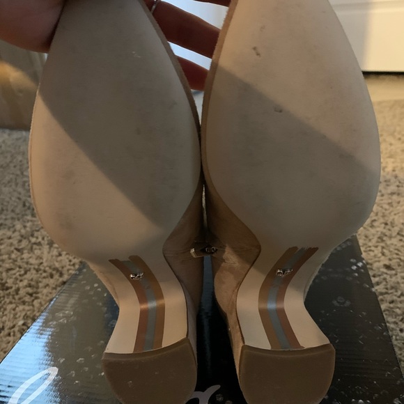 Sam Edelman Hilary Bootie - Picture 7 of 8